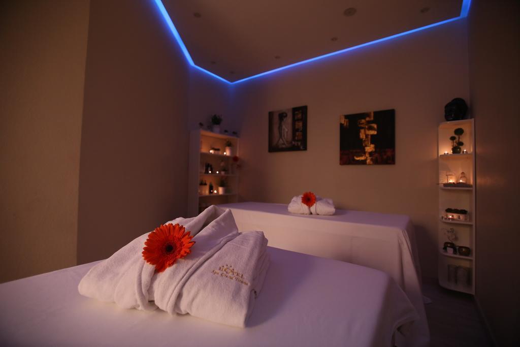 Hotell Grand & Tiranë